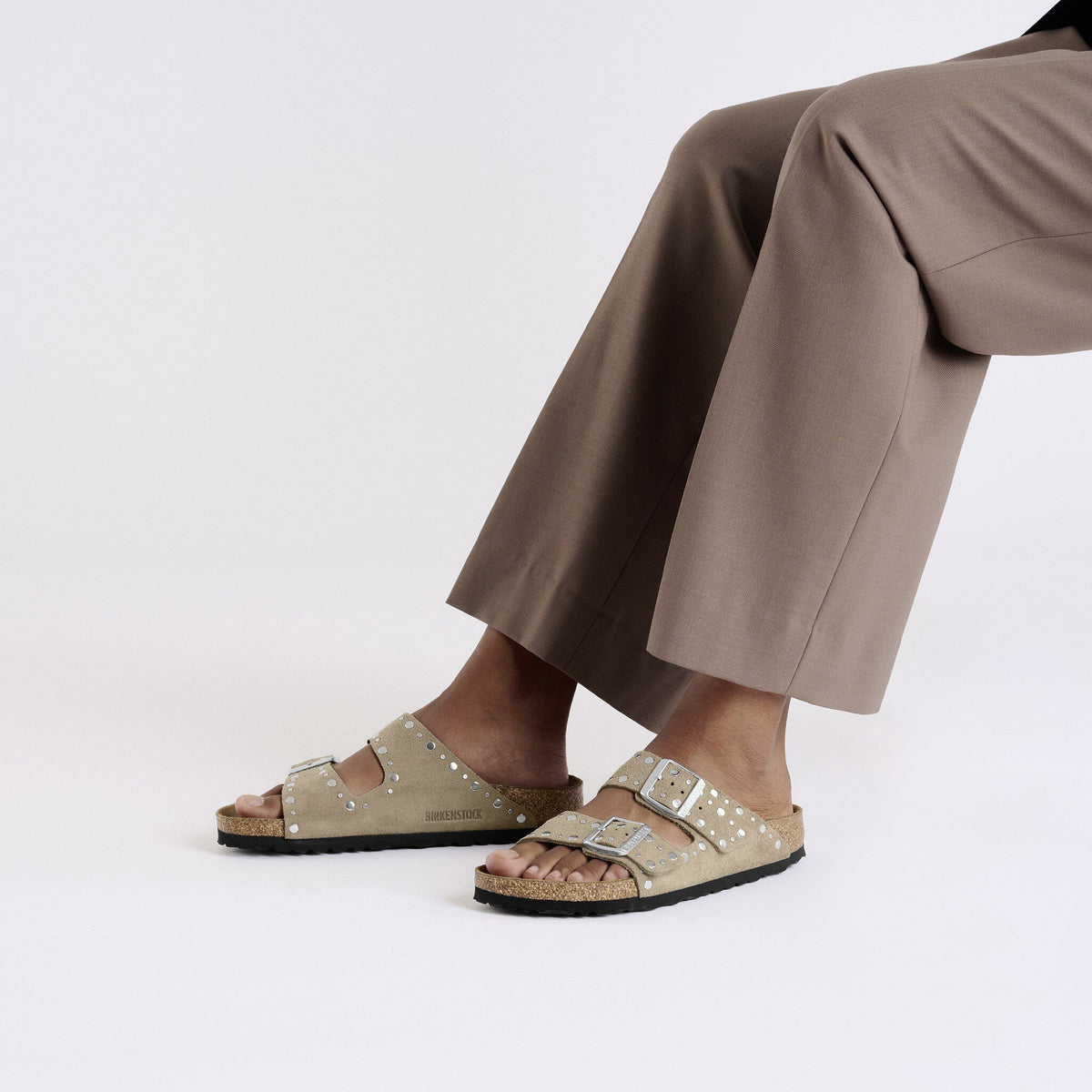 Arizona Rivet Taupe Suede Leather
