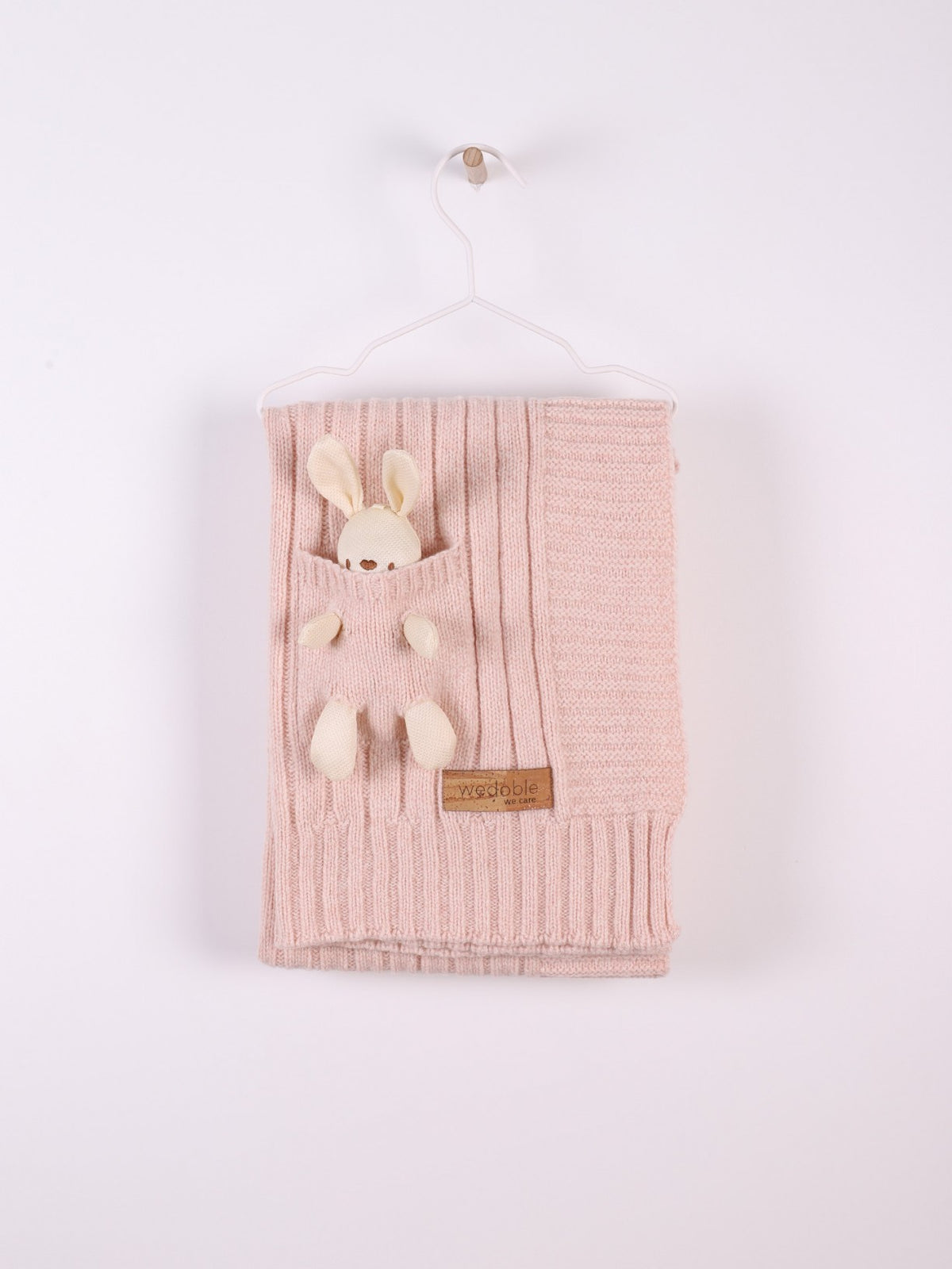 Coperta In Lana Rosa