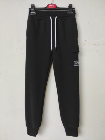 Pantalone In Felpa Con Tascone Nero