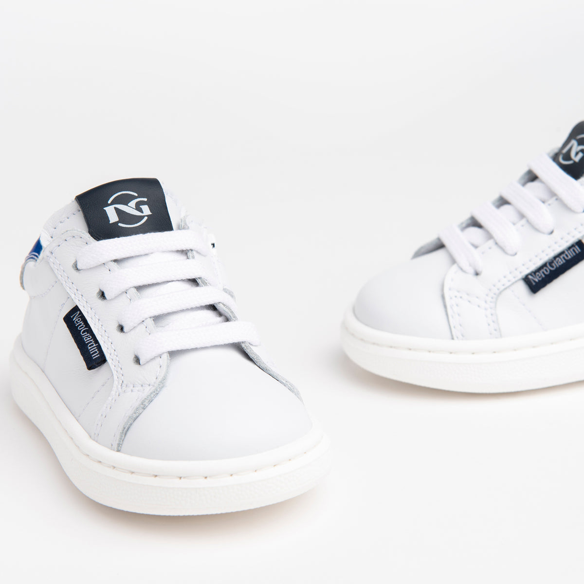 Primo Passo Bianco Zip Band.