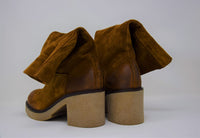 Stivale in Camoscio Marrone