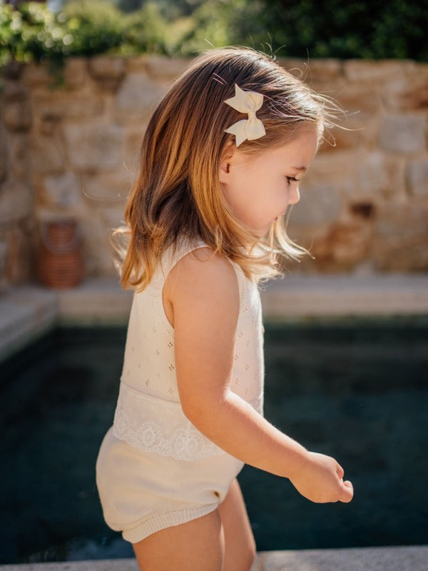 Pagliaccetto Corto In Maglia Beige Con Bottoni