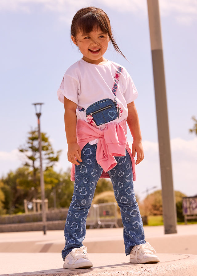 Set 2 Pezzi T-Shirt Bianca E Pantalone A Zampa Blu