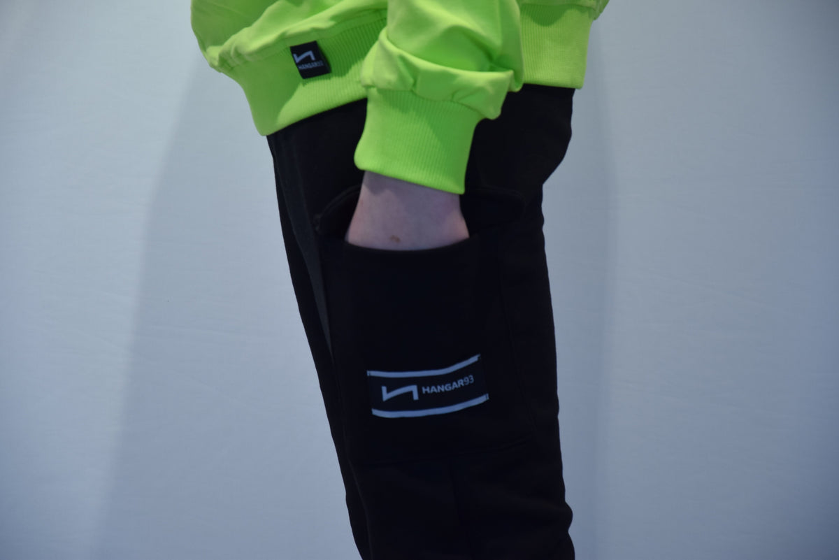 Pantalone In Felpa Con Tascone Nero