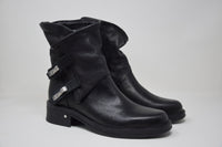Stivaletto In Pelle Con Fibbie Nero