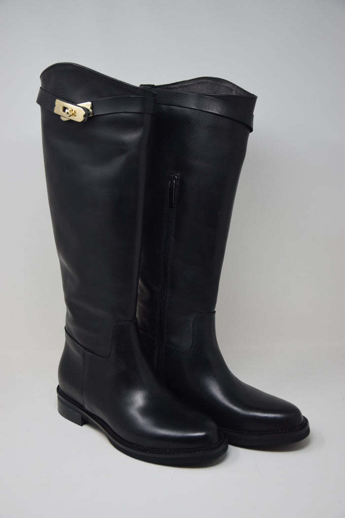 Stivale Alto In Pelle Nero Con Fibbia