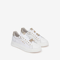 Sneakers Bianca Con Accessori