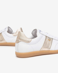 Sneakers Bianca Con Passante Oro