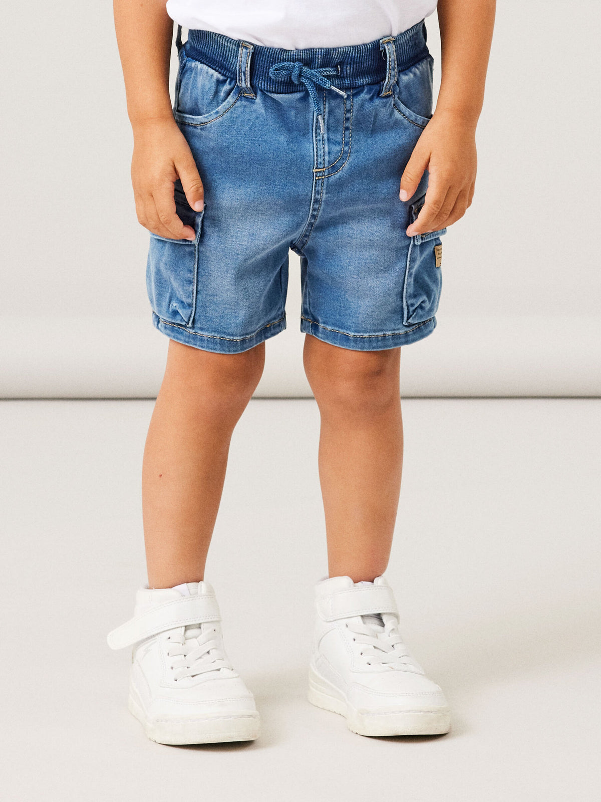 Short Medium Blue Denim