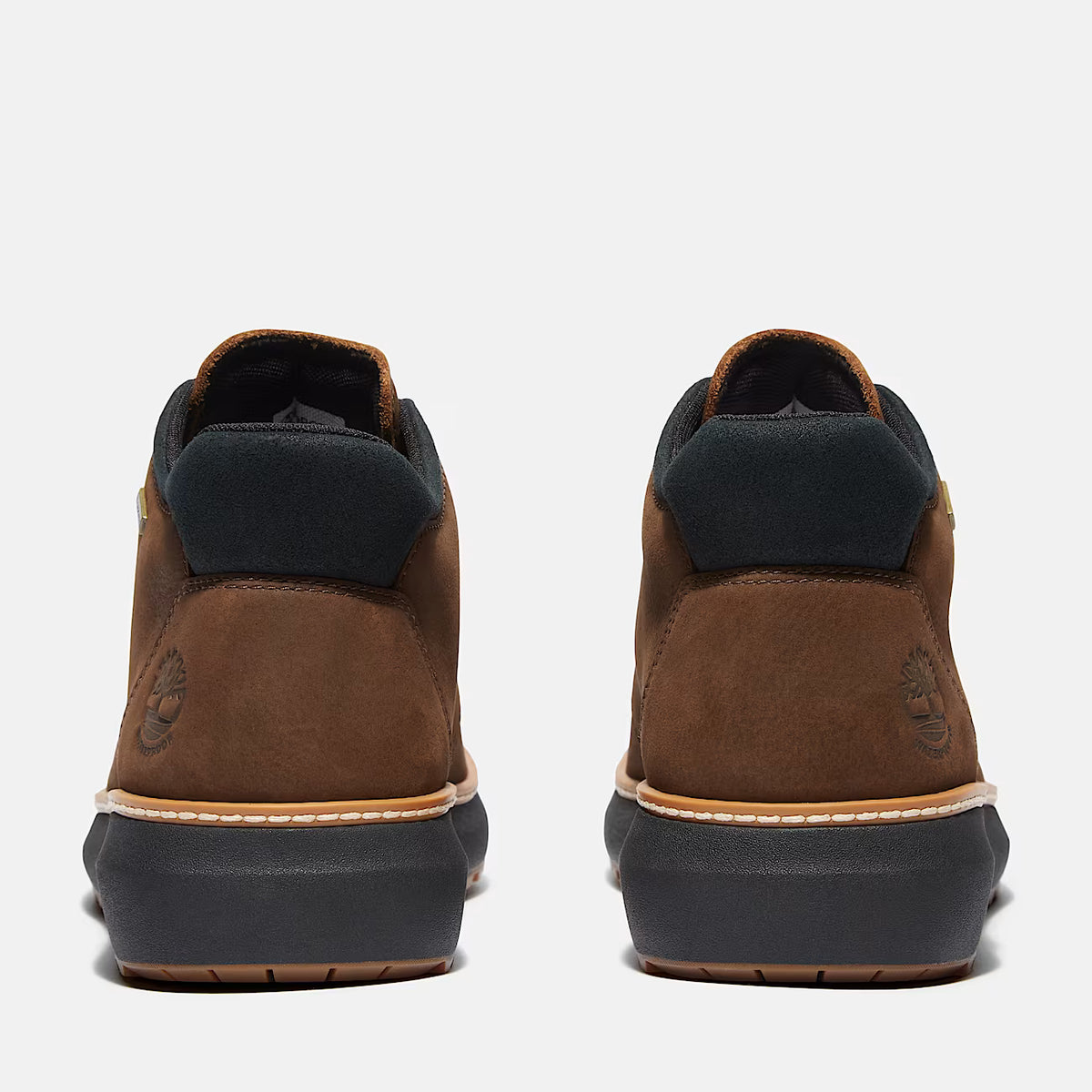 Timberland Hudson Road Mid Gtx In Nabuk Dark Brown