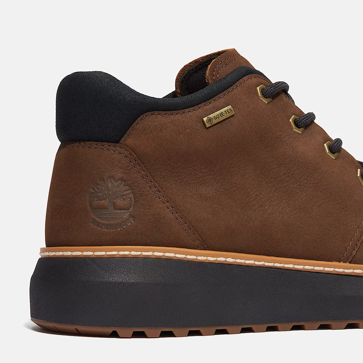 Timberland Hudson Road Mid Gtx In Nabuk Dark Brown