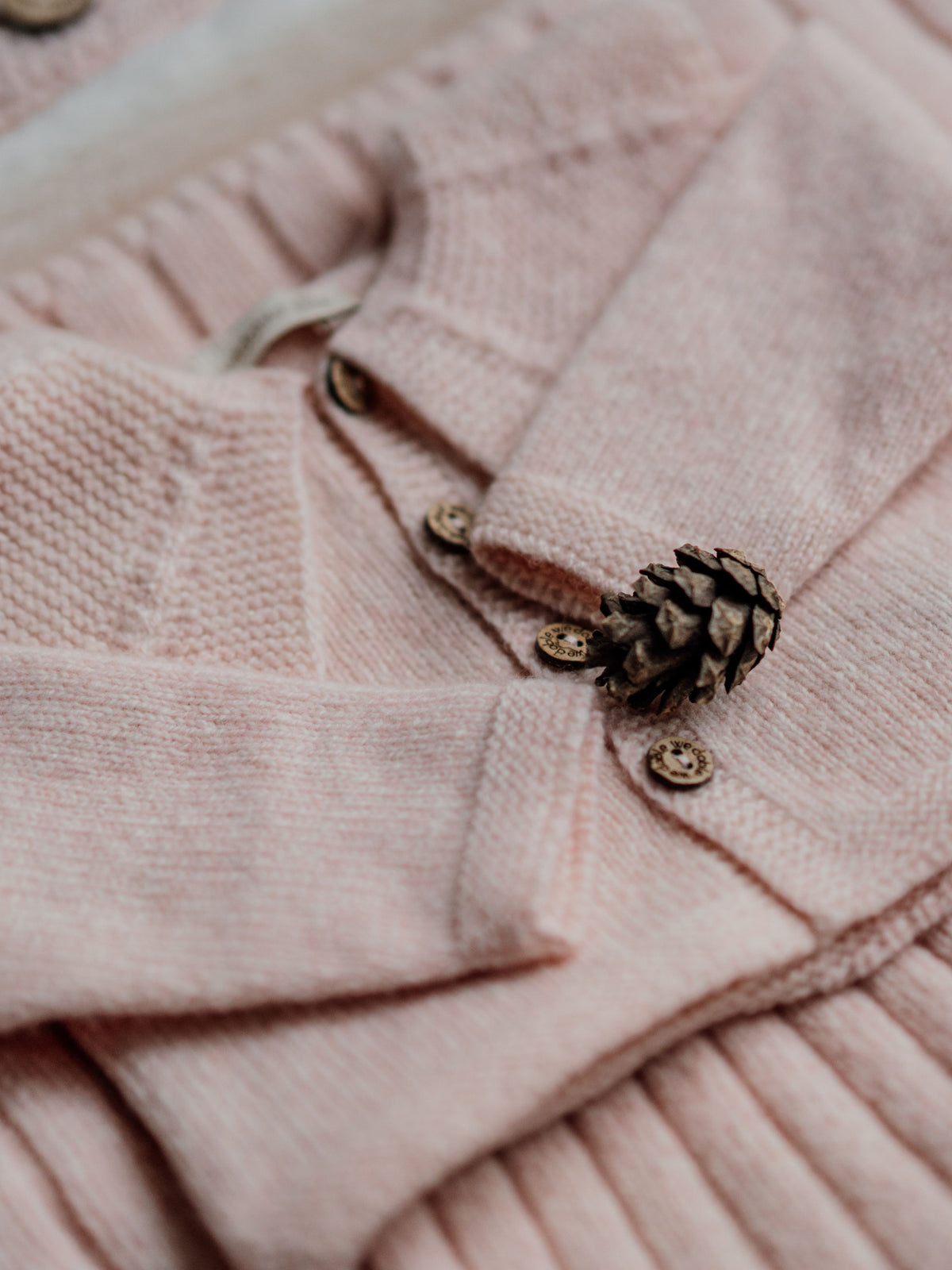 Golfino In Lana Con Colletto Rosa