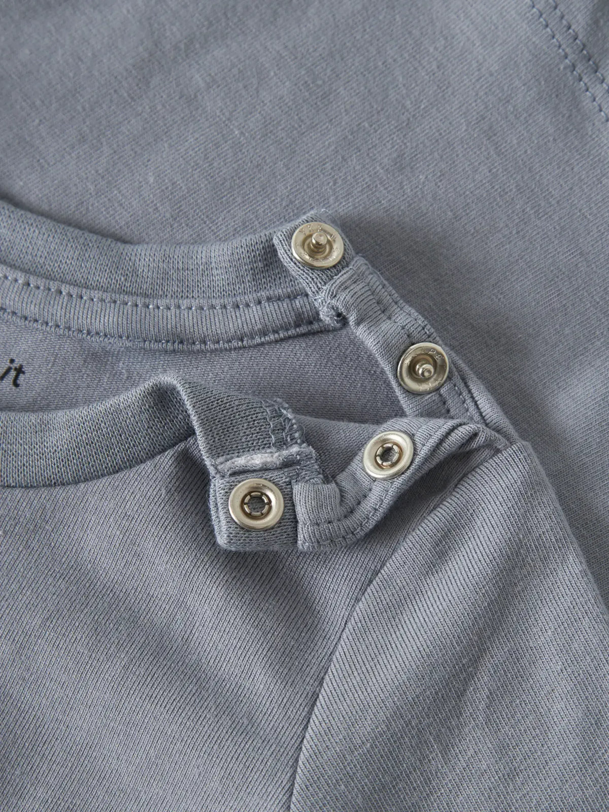 Maglia Manica Lunga Grigio Azzurato Con Animali Del Bosco