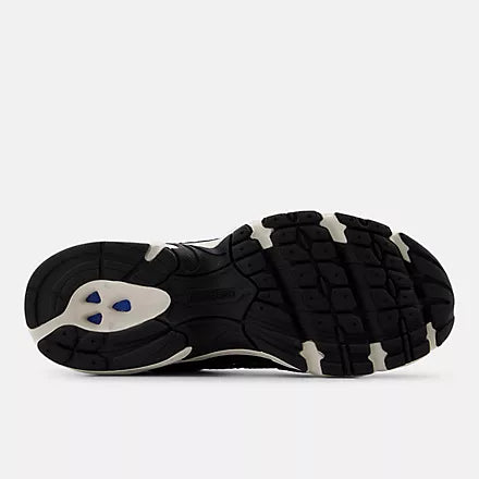 Sneaker Running 530 Nera